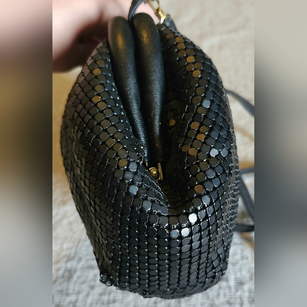 Vintage Whiting & Davis 1980s Black Metal Mesh & Leather Trim Clutch Bag - Picture 7 of 12